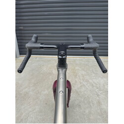 NVISAGE Integrated Gravel Handlebar and stem 395/105